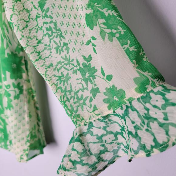 Susan Graver Green and Cream Floral Blouse XL Pullover Artsy Cottagecore Flowy - Picture 2 of 11
